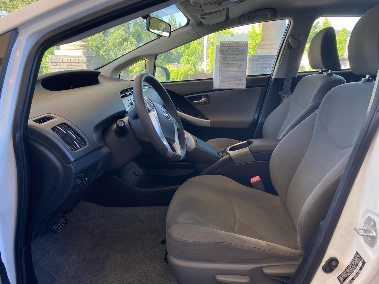 Toyota Prius  2013
