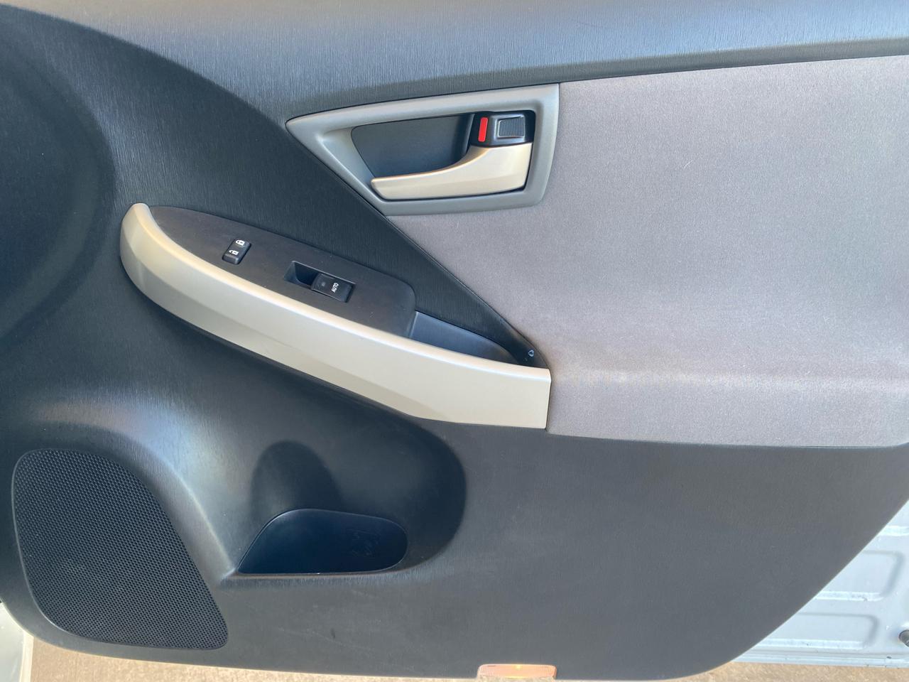 Toyota Prius  2013