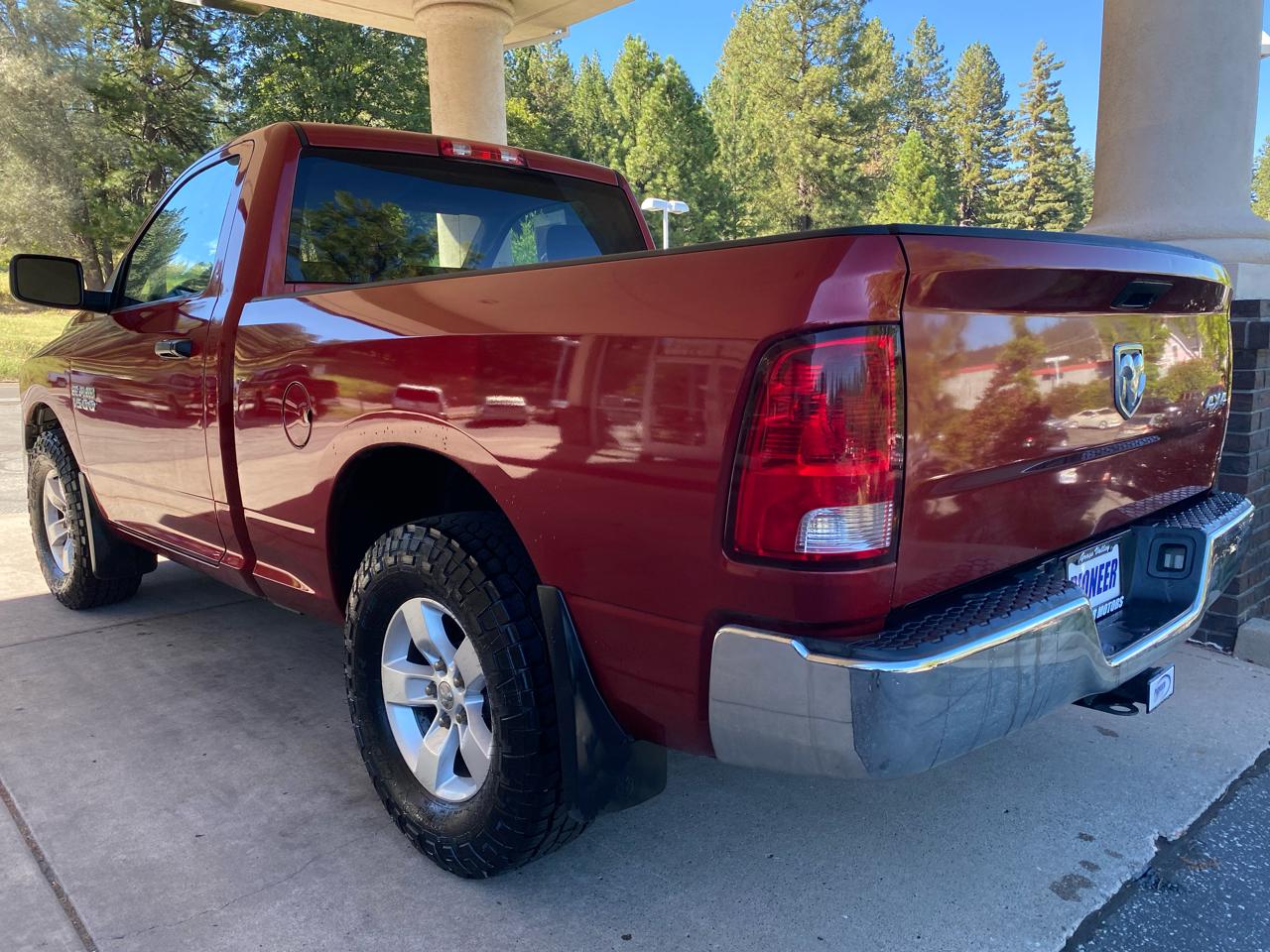 RAM 1500 4WD Reg Cab 120.5" Tradesman 2013