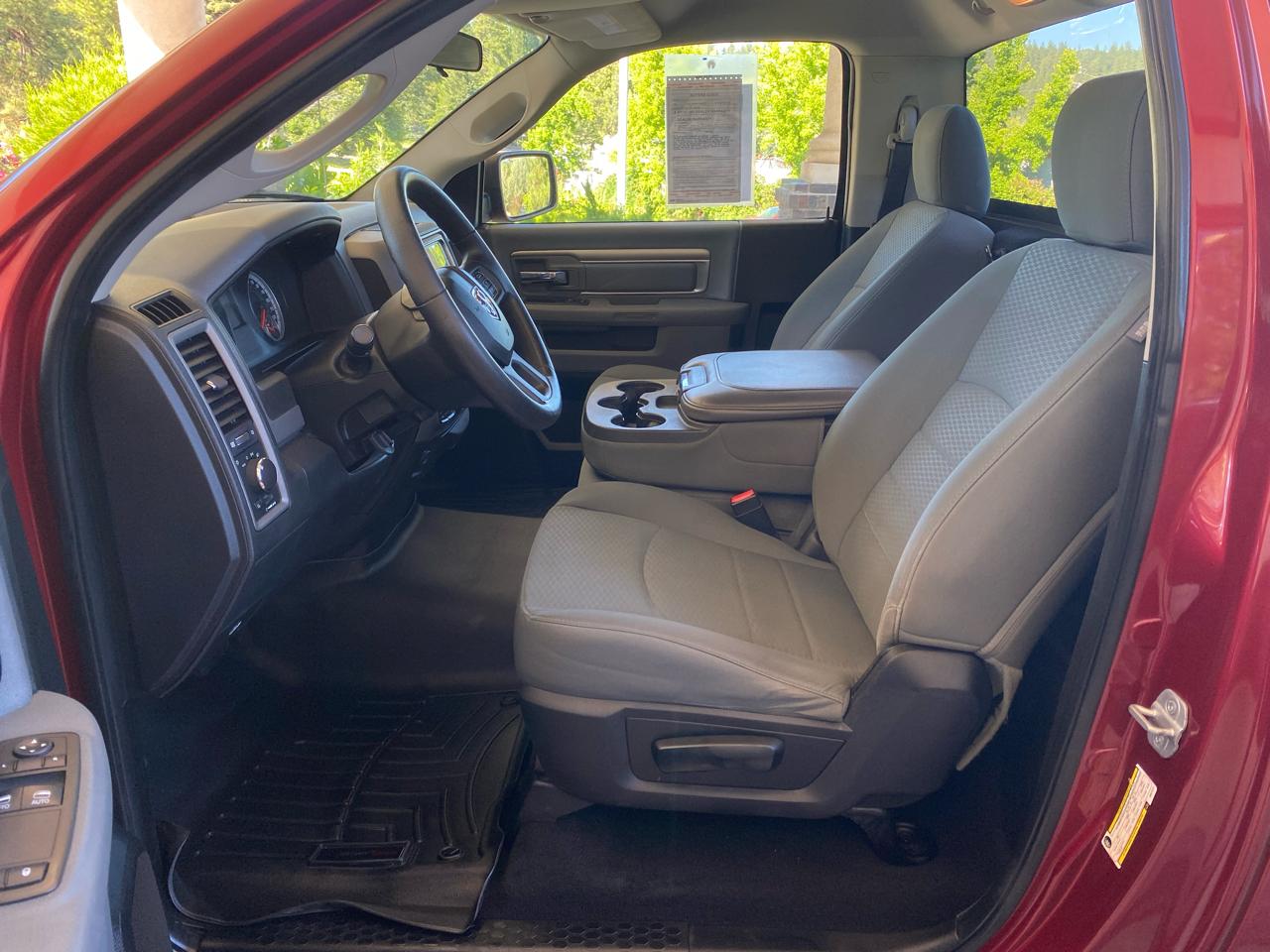 RAM 1500 4WD Reg Cab 120.5" Tradesman 2013
