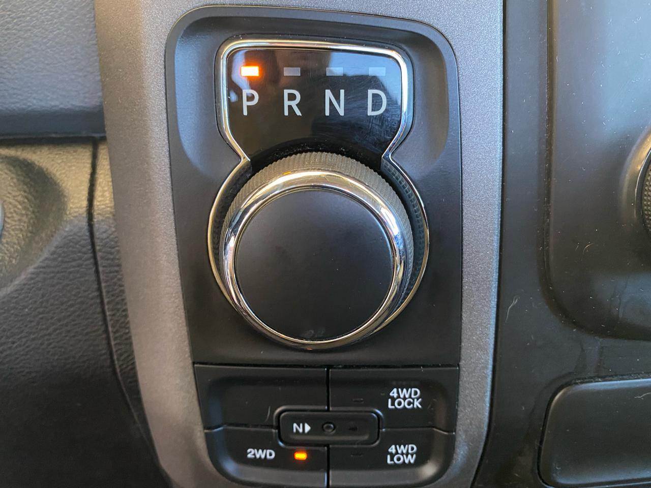 RAM 1500 4WD Reg Cab 120.5" Tradesman 2013