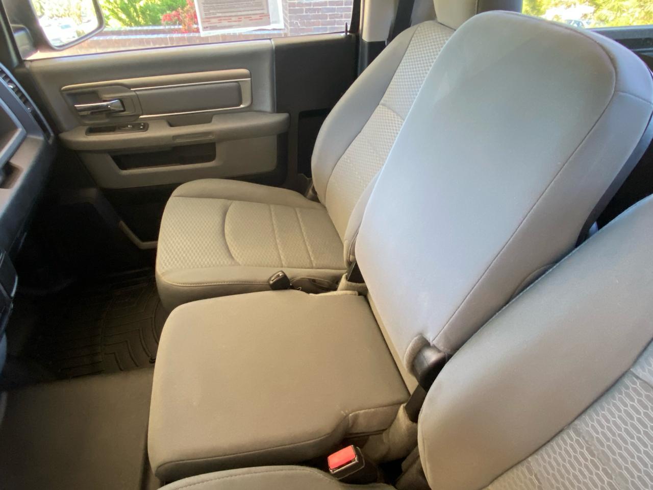 RAM 1500 4WD Reg Cab 120.5" Tradesman 2013