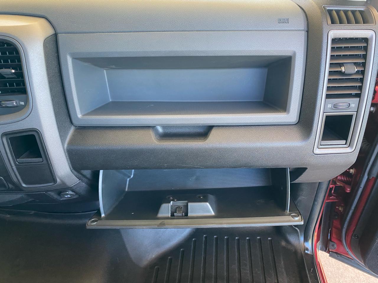 RAM 1500 4WD Reg Cab 120.5" Tradesman 2013
