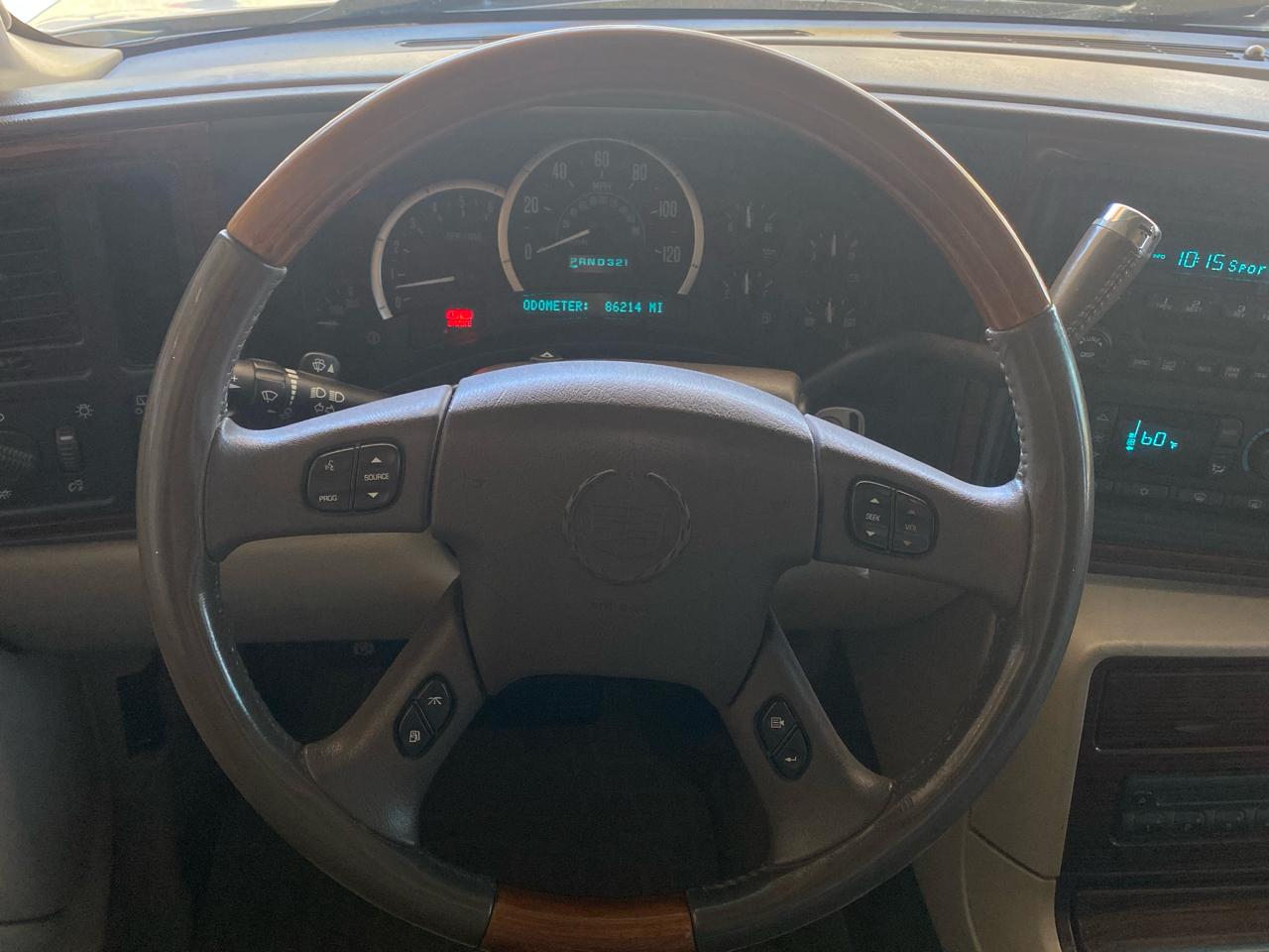 Cadillac Escalade 4dr 2WD 2003