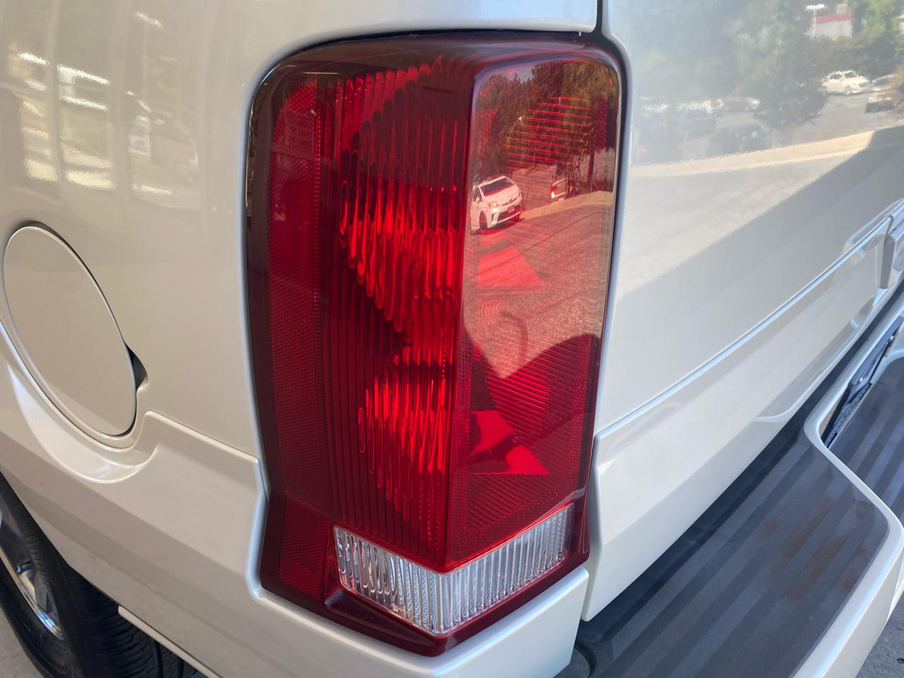Cadillac Escalade 4dr 2WD 2003