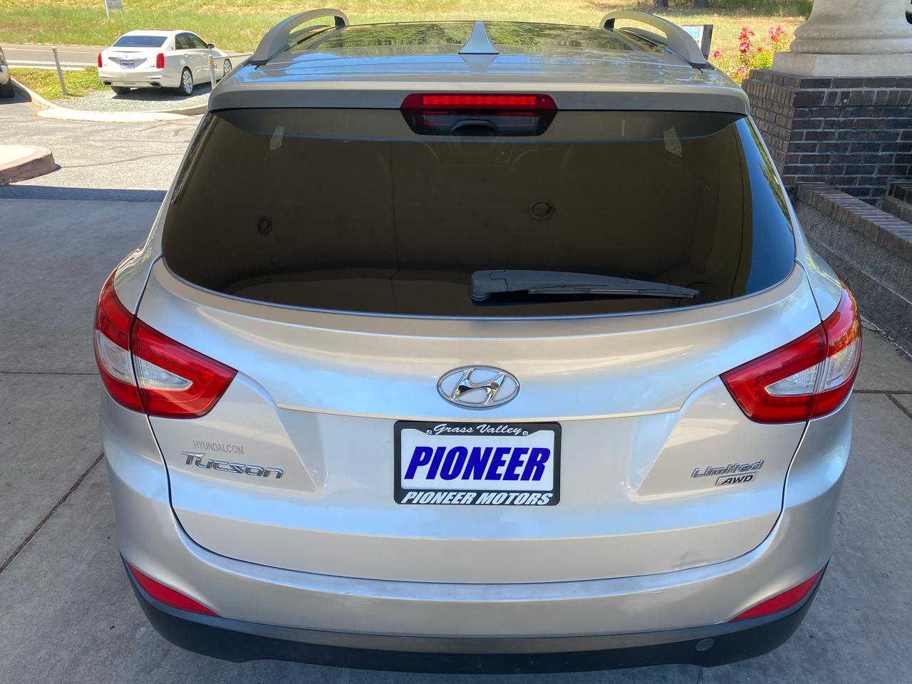 Hyundai Tucson AWD 4dr Limited PZEV 2014