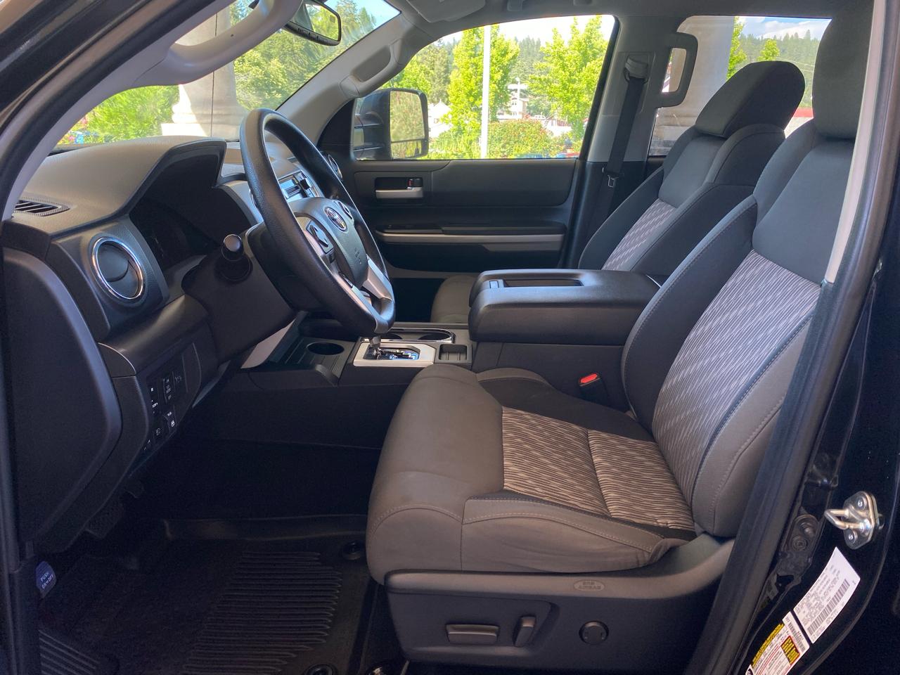 Toyota Tundra 4WD SR5 CrewMax 5.5' Bed 5.7L (Natl) 2018