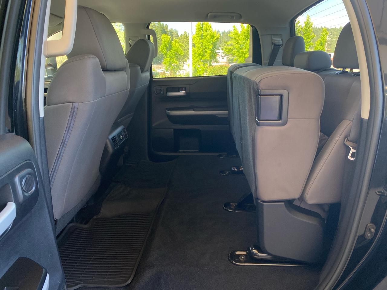 Toyota Tundra 4WD SR5 CrewMax 5.5' Bed 5.7L (Natl) 2018
