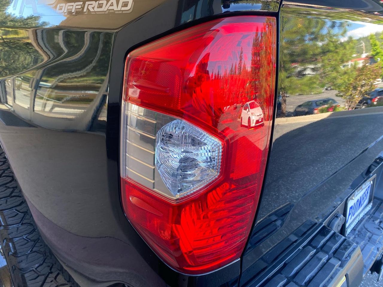 Toyota Tundra 4WD SR5 CrewMax 5.5' Bed 5.7L (Natl) 2018