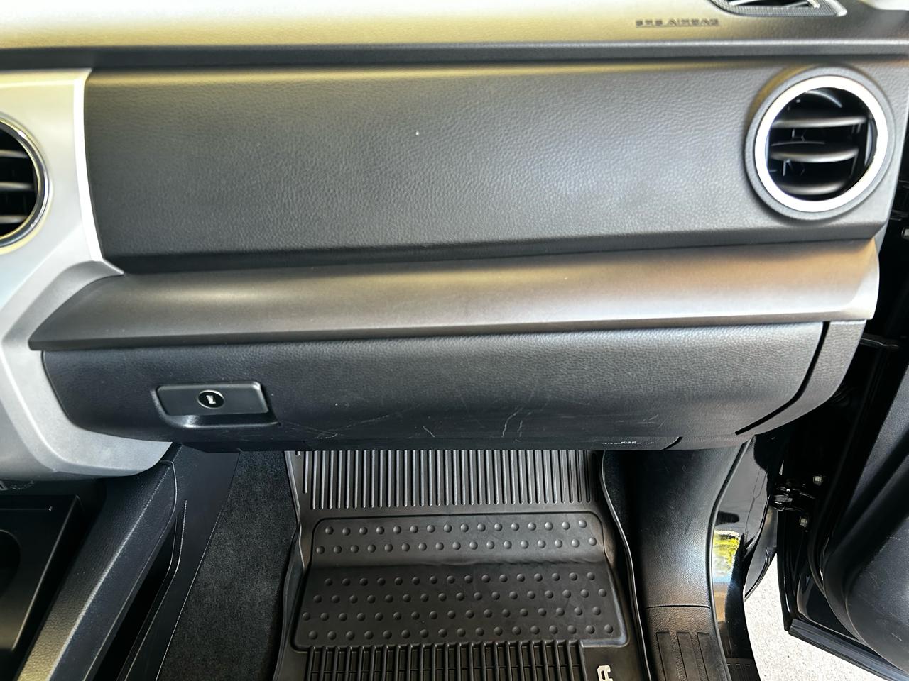 Toyota Tundra 4WD SR5 CrewMax 5.5' Bed 5.7L (Natl) 2018