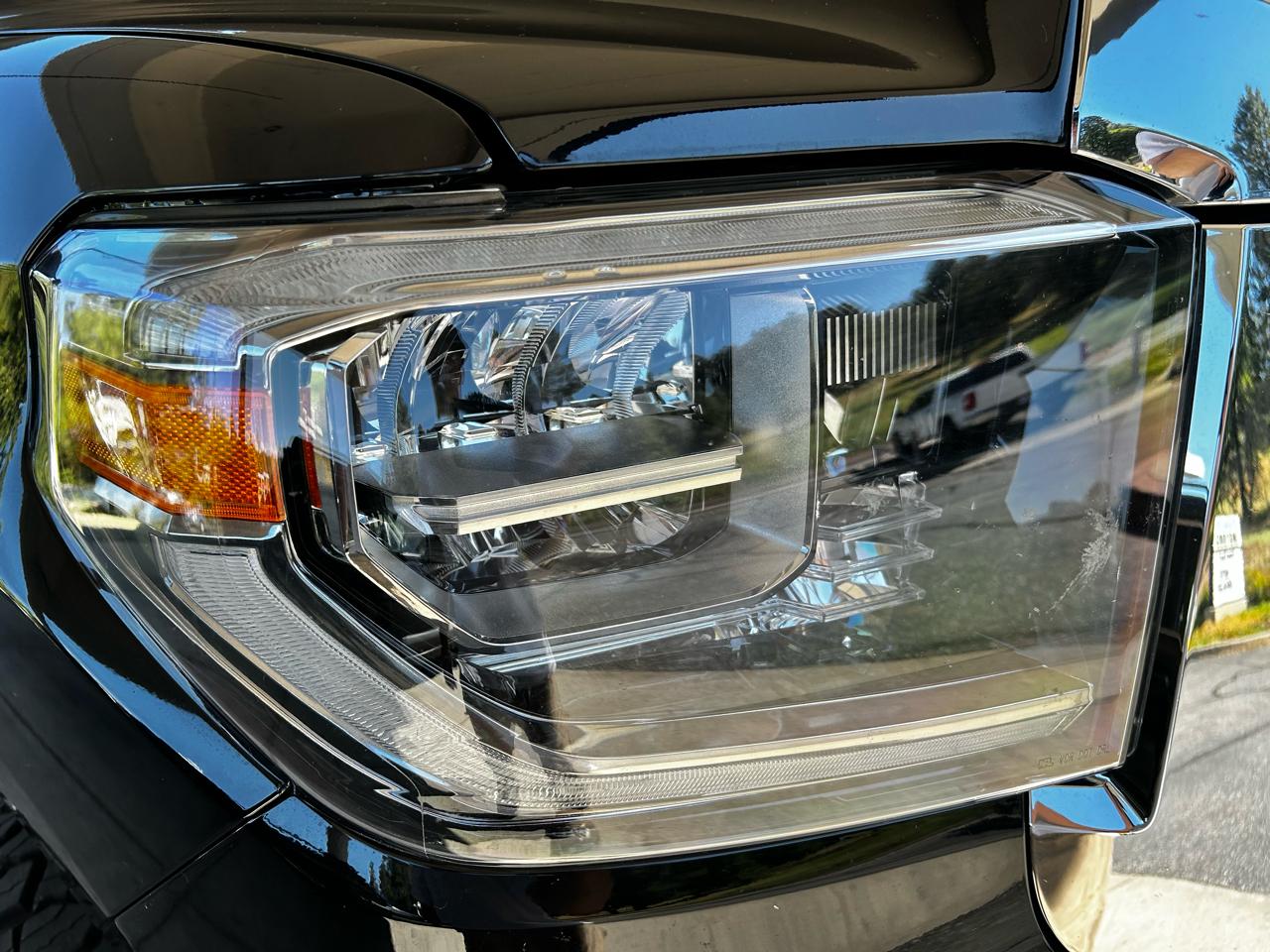 Toyota Tundra 4WD SR5 CrewMax 5.5' Bed 5.7L (Natl) 2018