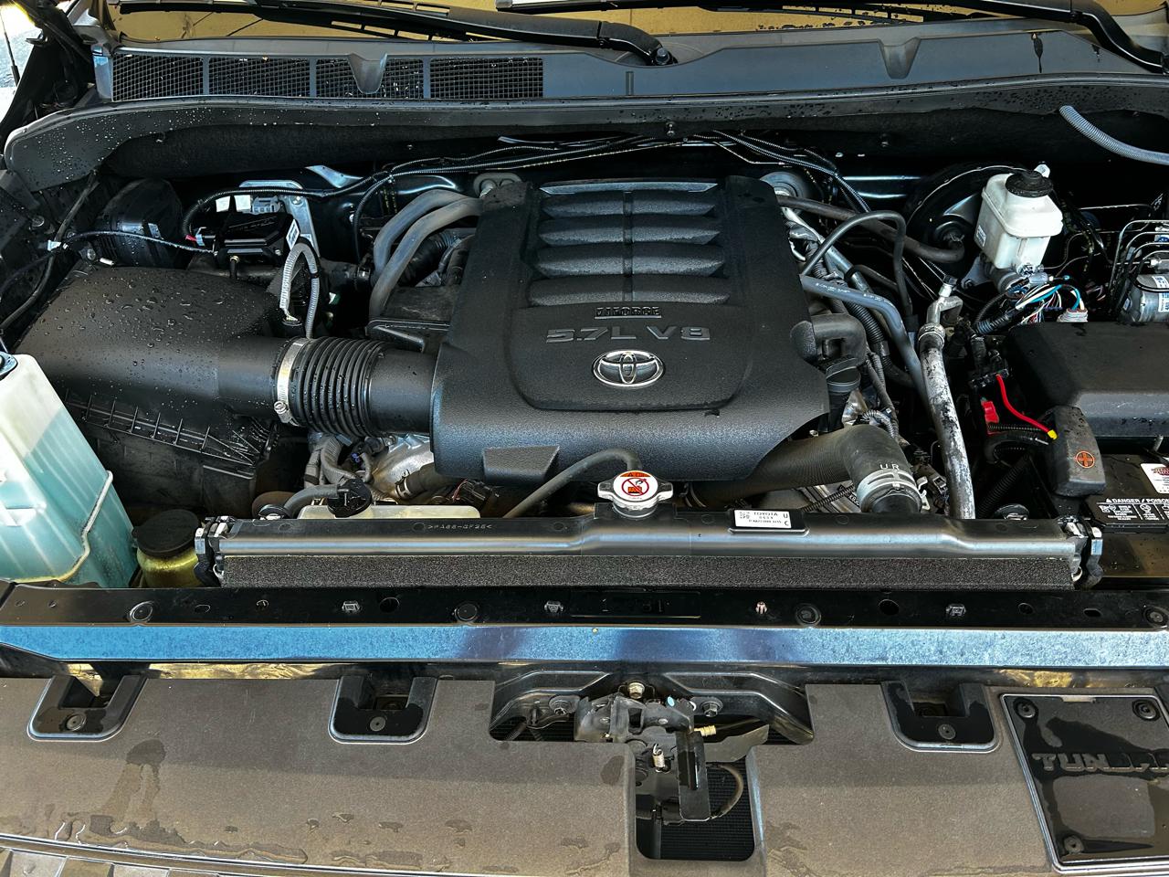 Toyota Tundra 4WD SR5 CrewMax 5.5' Bed 5.7L (Natl) 2018