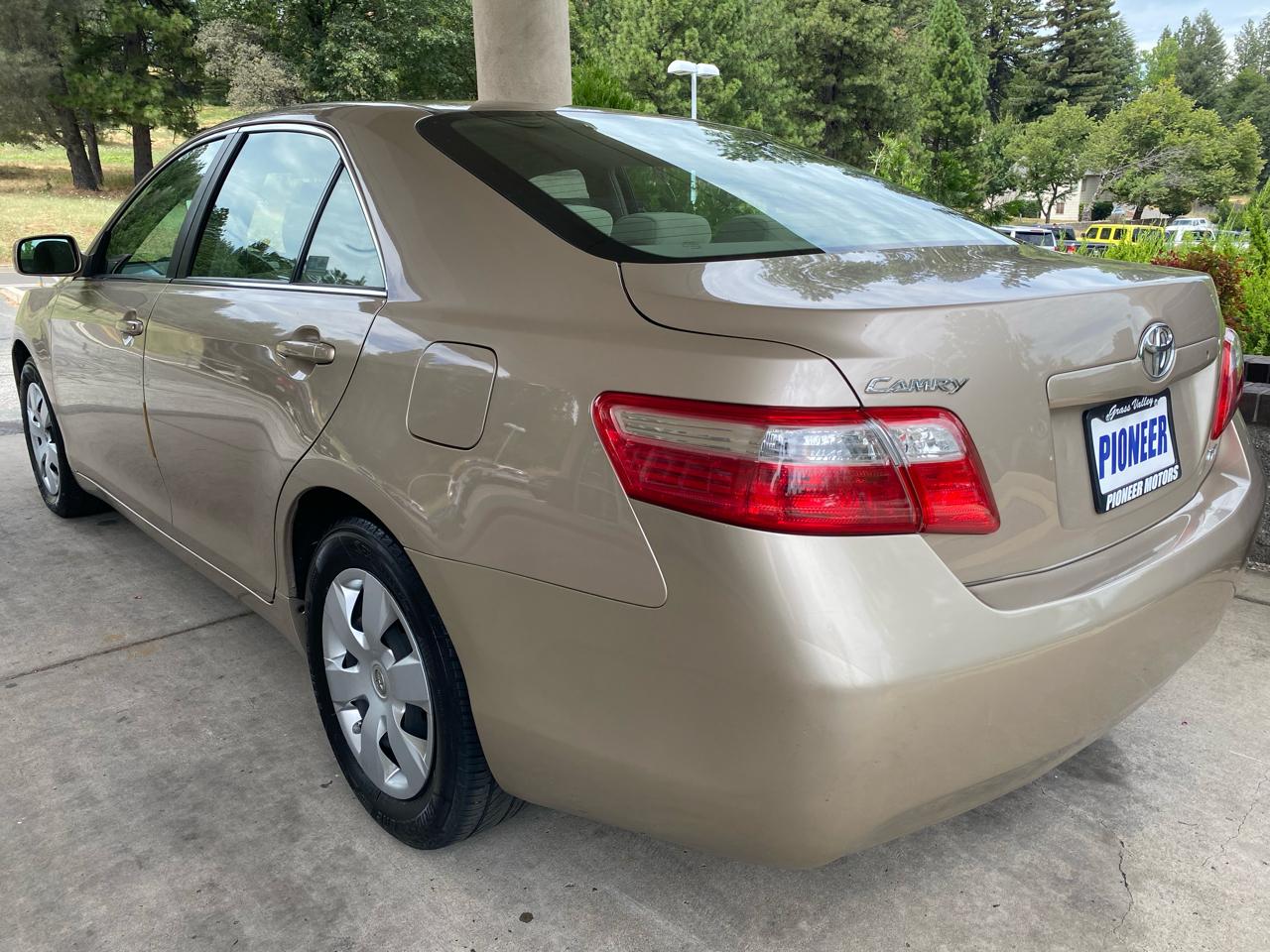 Toyota Camry  2009