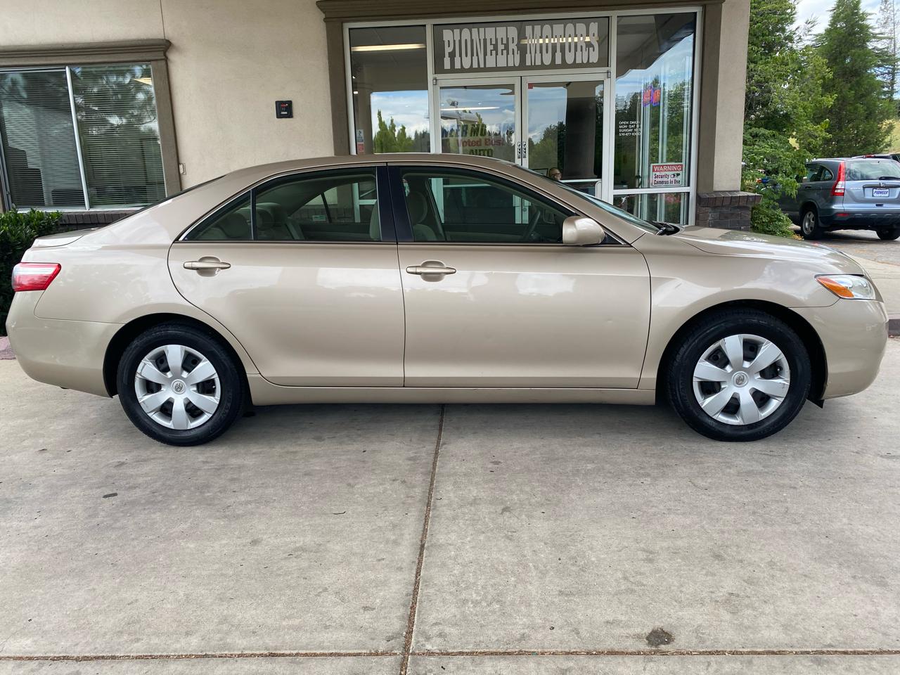 Toyota Camry  2009