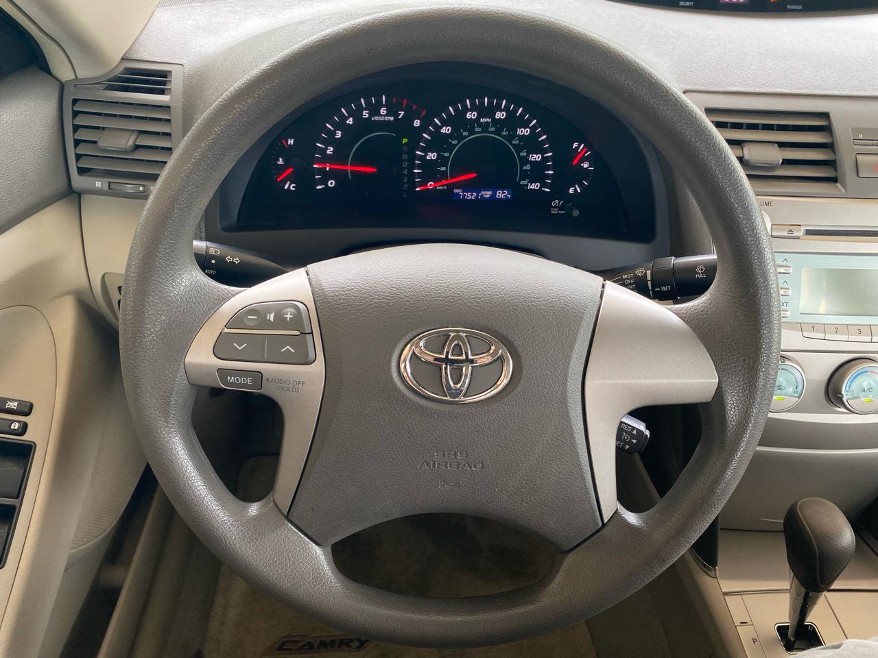 Toyota Camry  2009