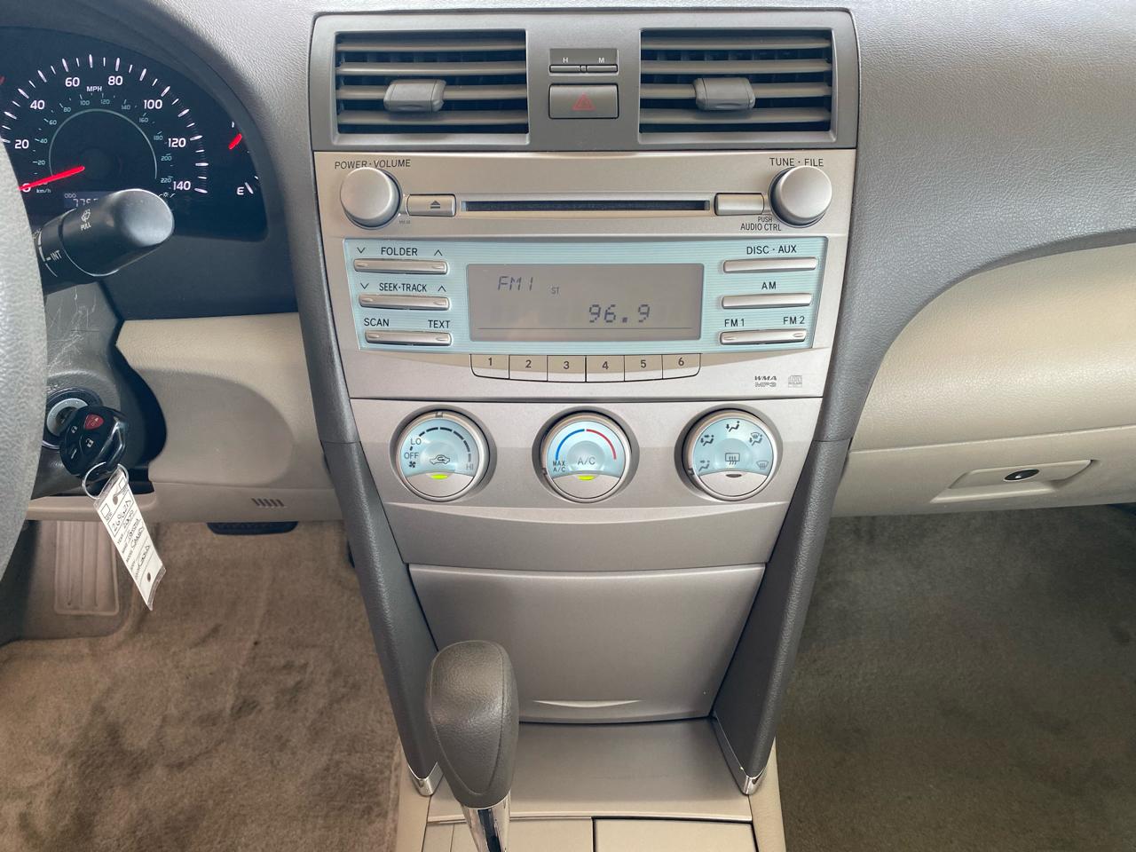 Toyota Camry  2009