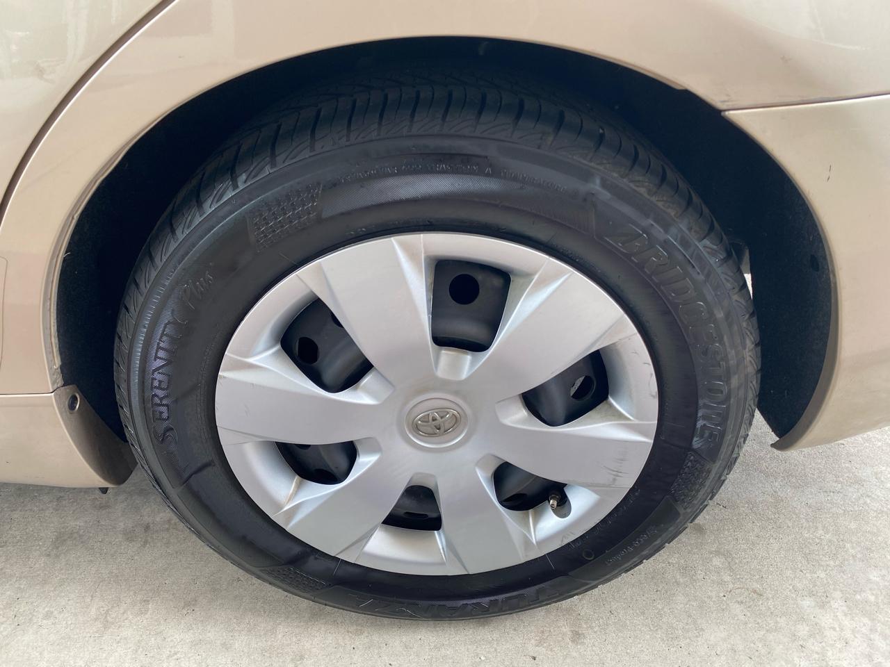 Toyota Camry  2009
