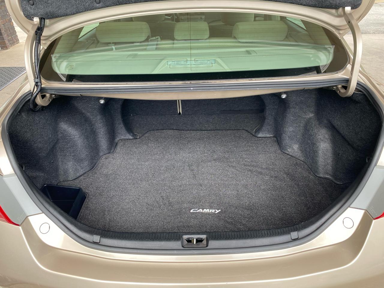 Toyota Camry  2009
