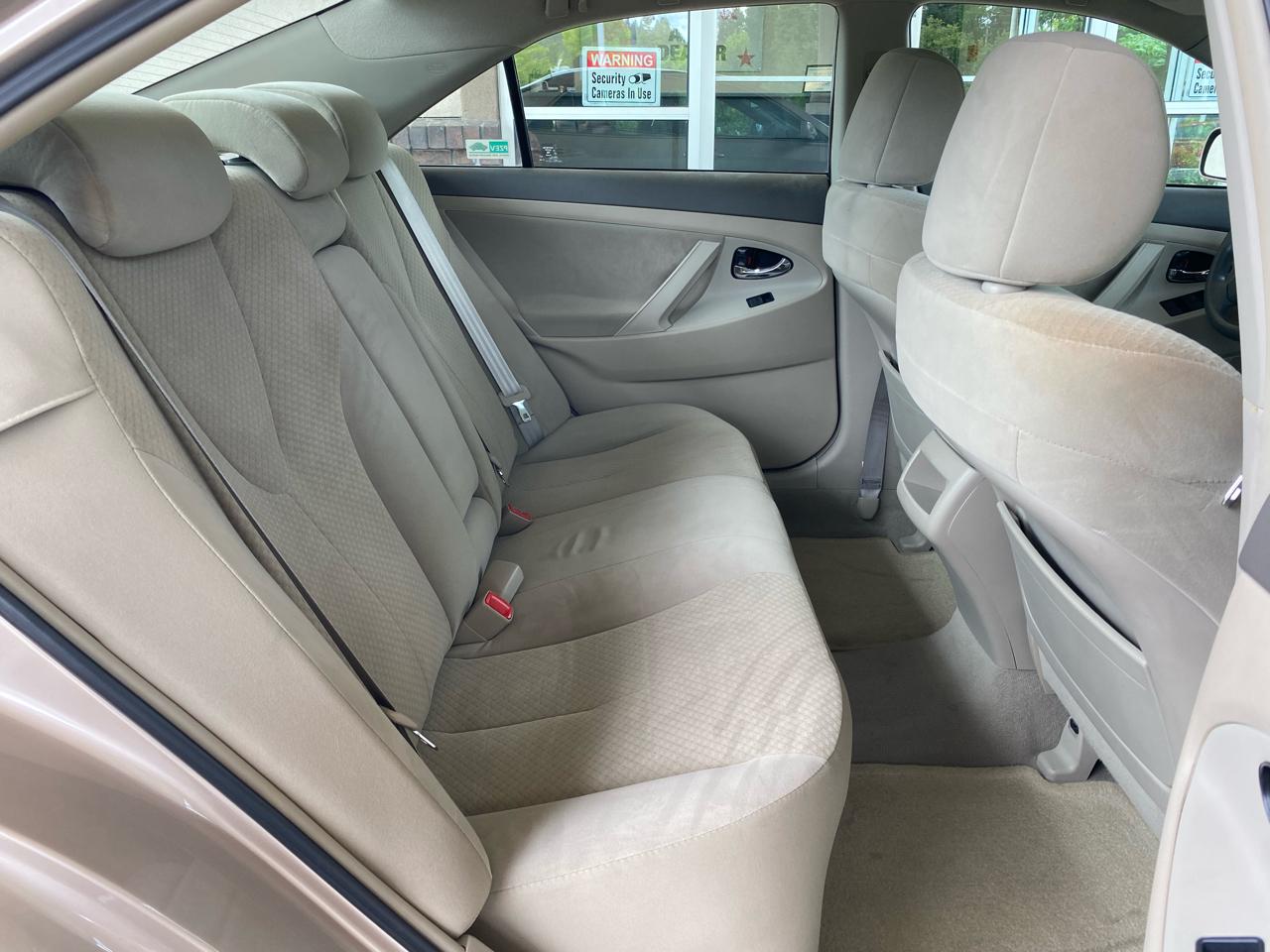 Toyota Camry  2009