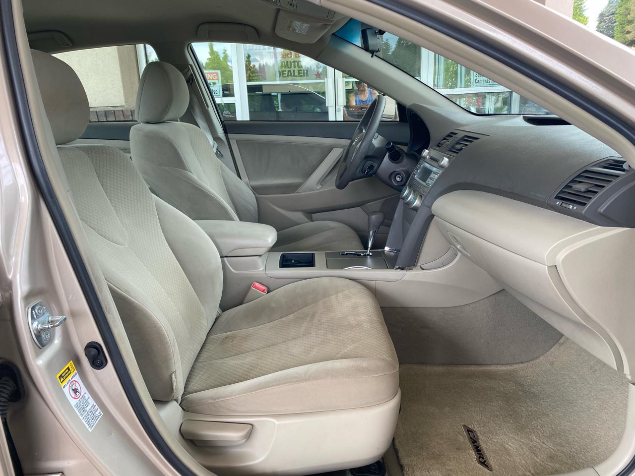 Toyota Camry  2009