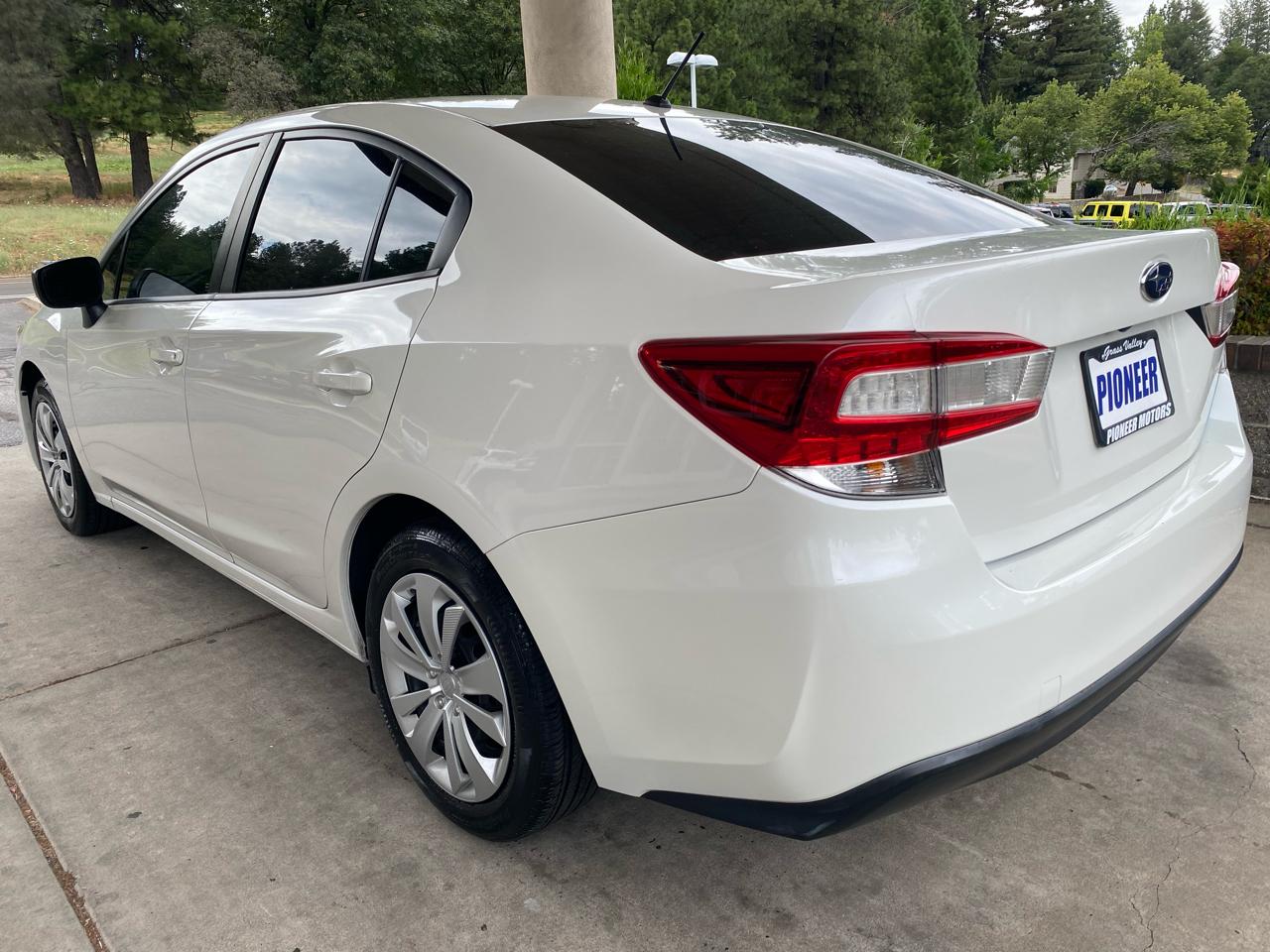 Subaru Impreza 4-door CVT 2023