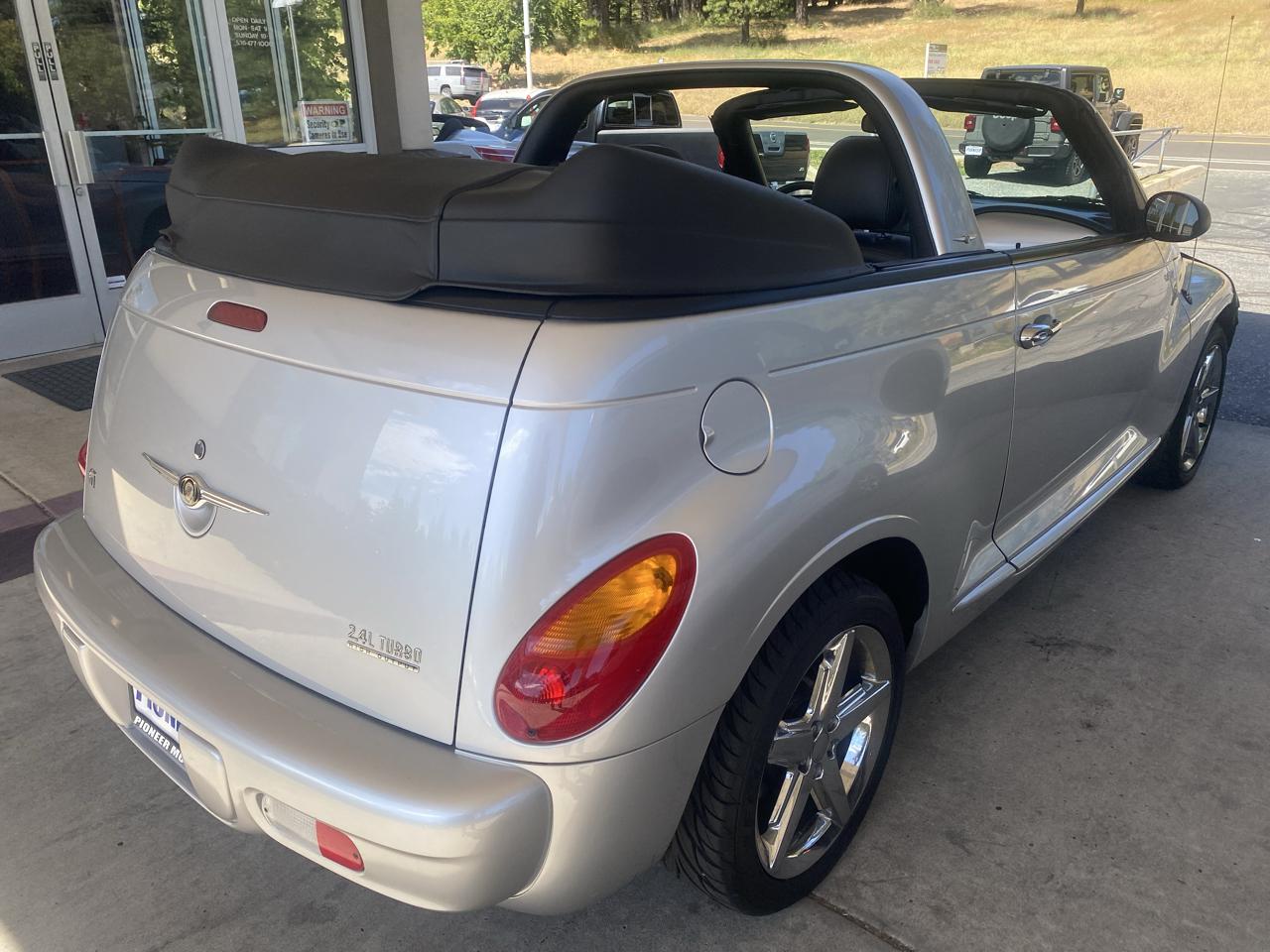 Chrysler PT Cruiser 2dr Convertible GT 2005