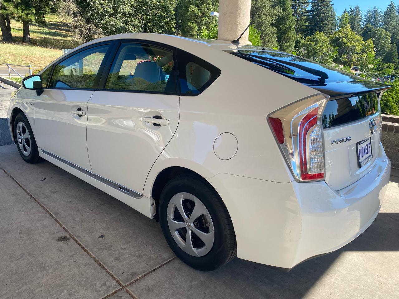 Toyota Prius  2013