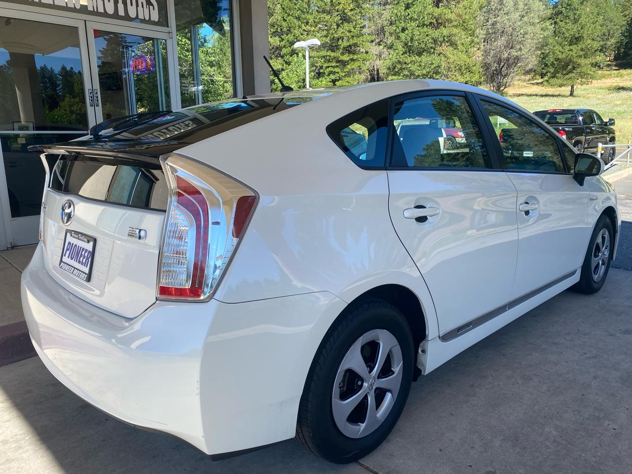 Toyota Prius  2013