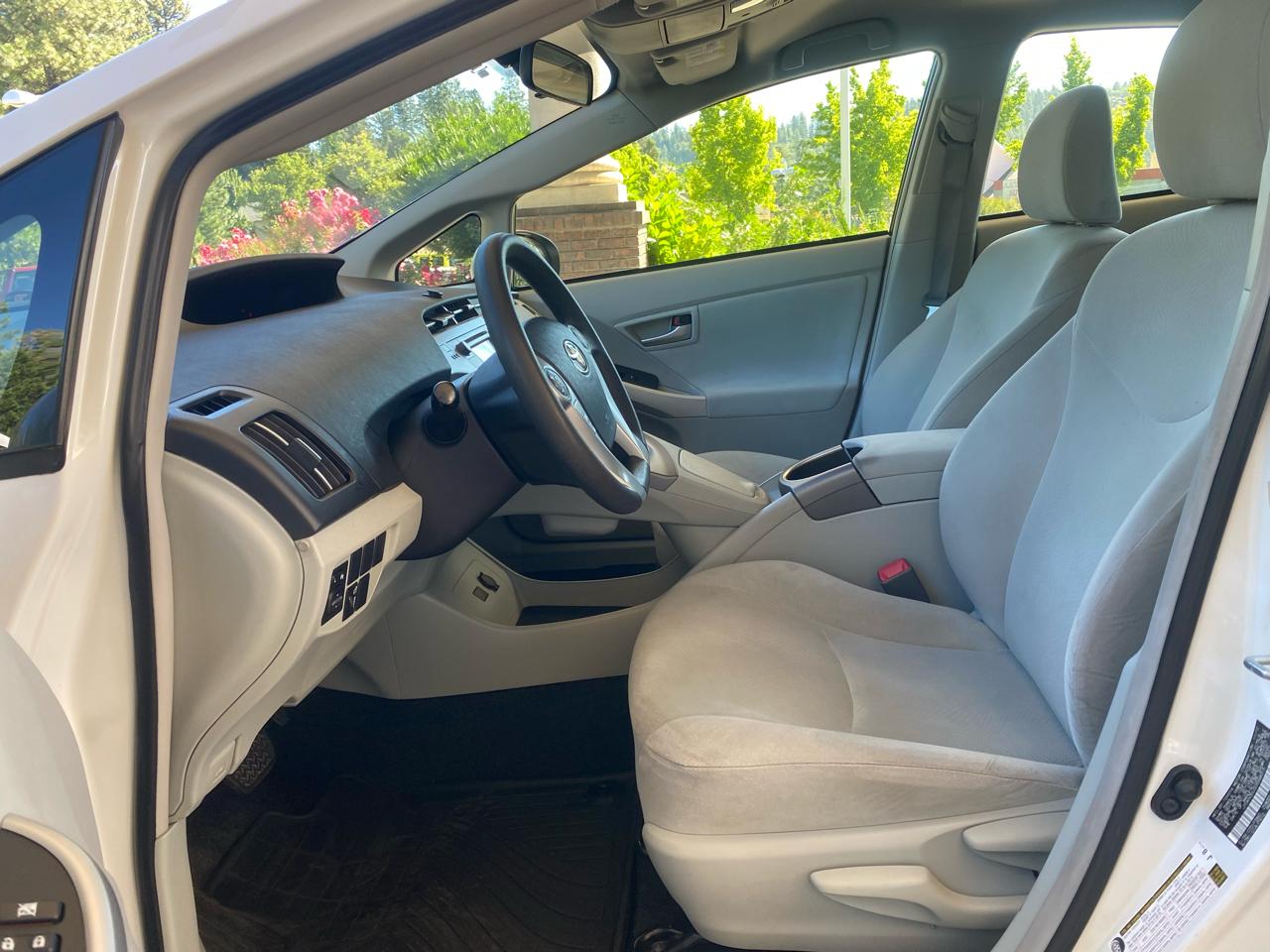 Toyota Prius  2013
