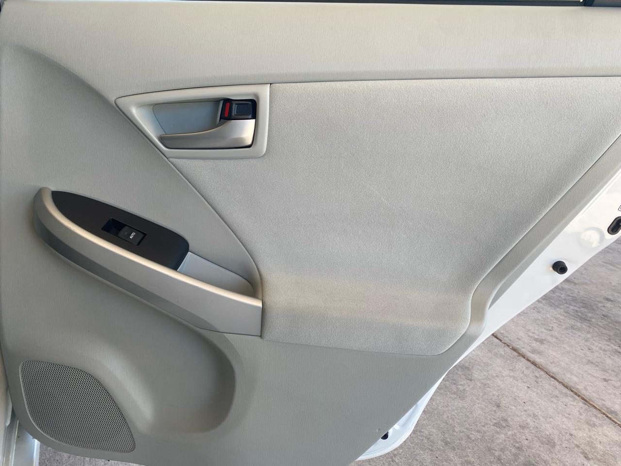 Toyota Prius  2013