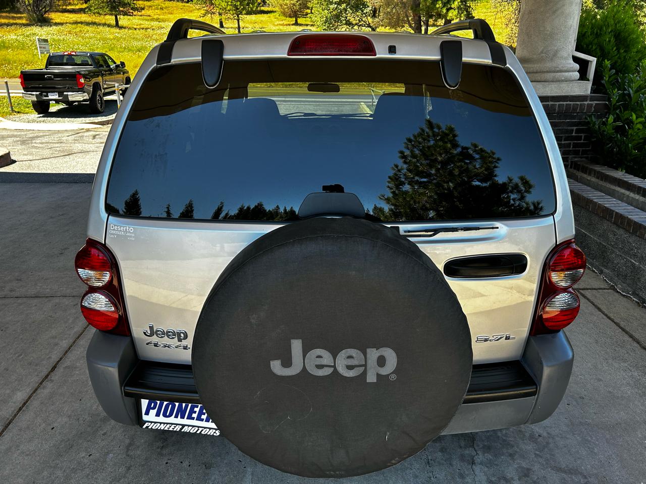 Jeep Liberty 4dr Sport 4WD 2005