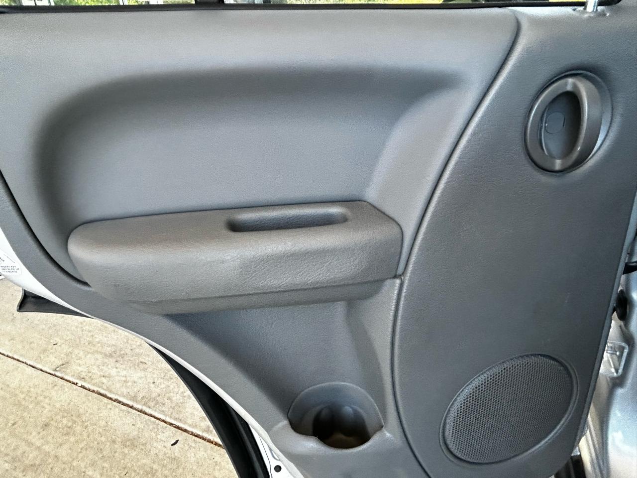Jeep Liberty 4dr Sport 4WD 2005
