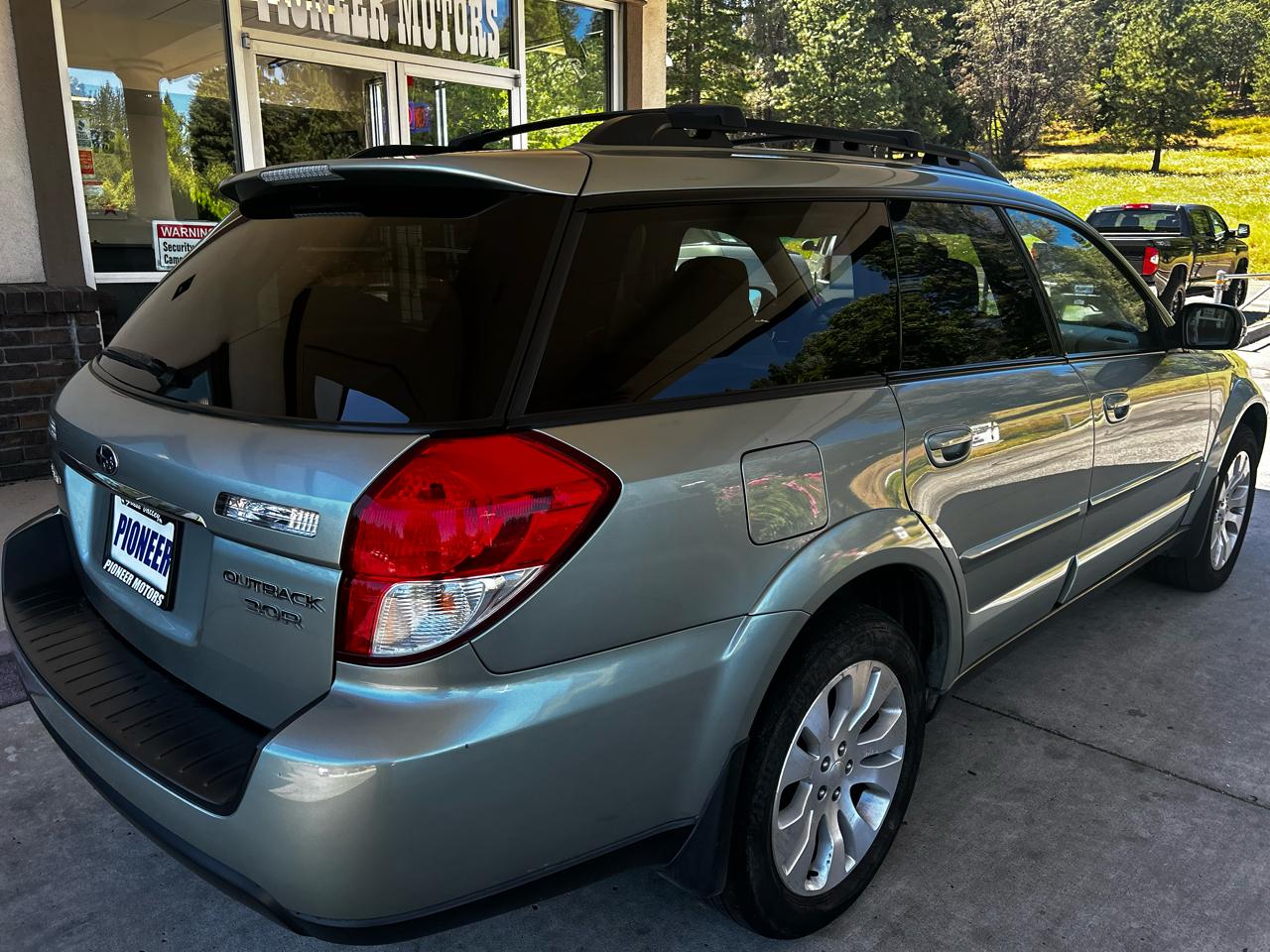 Subaru Outback 4dr H6 Auto 3.0R Ltd 2009