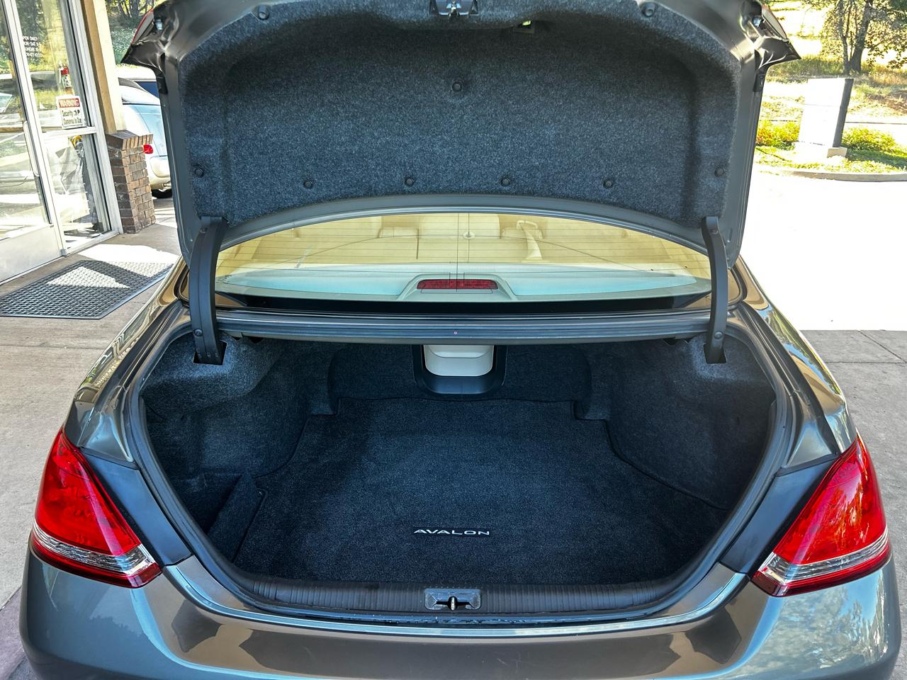 Toyota Avalon  2006