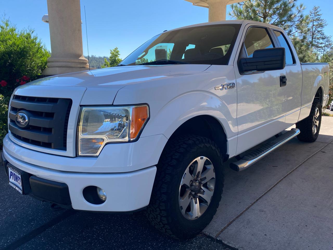 Ford F-150 4WD SuperCab 145" STX 2011