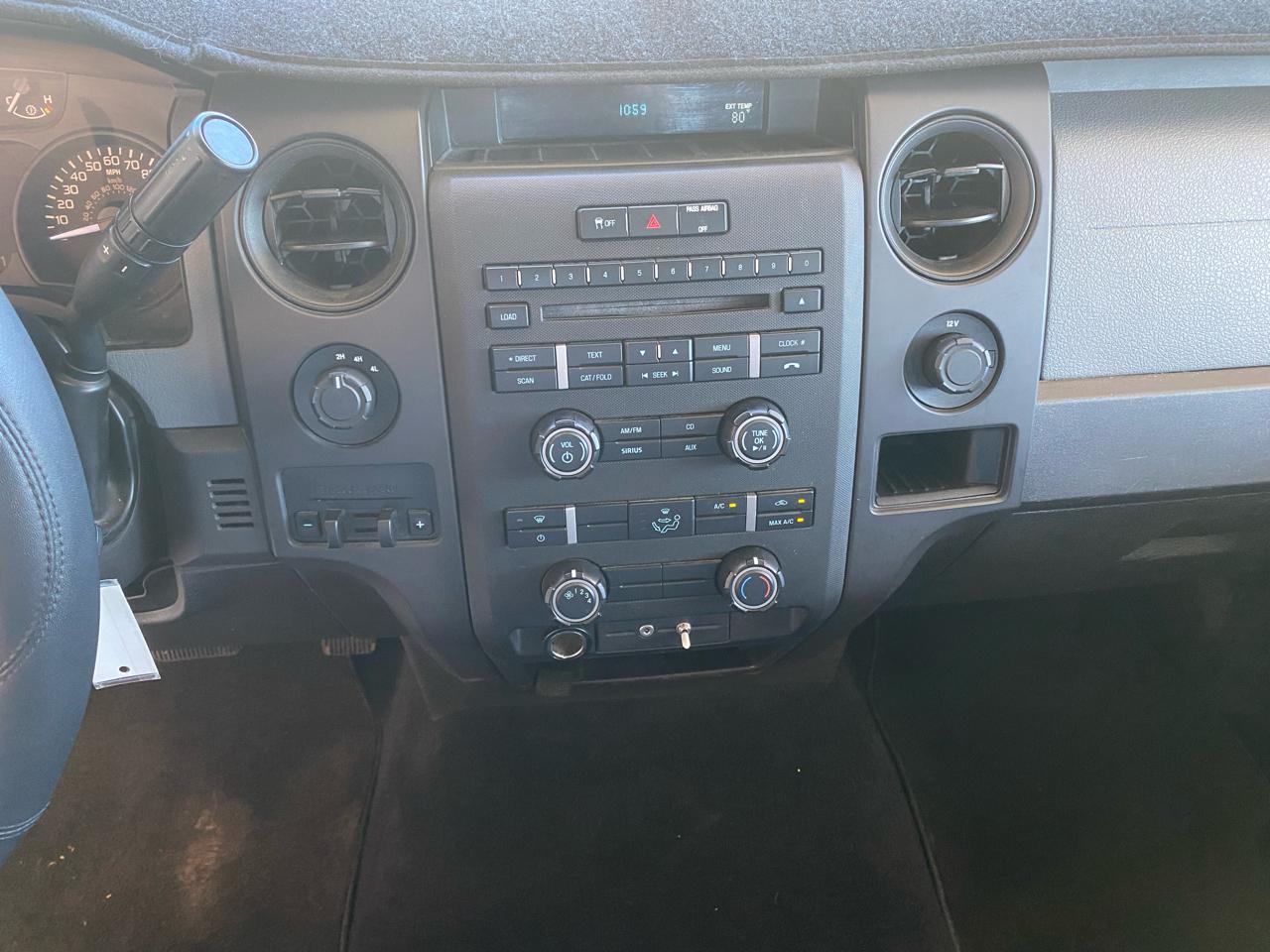 Ford F-150 4WD SuperCab 145" STX 2011