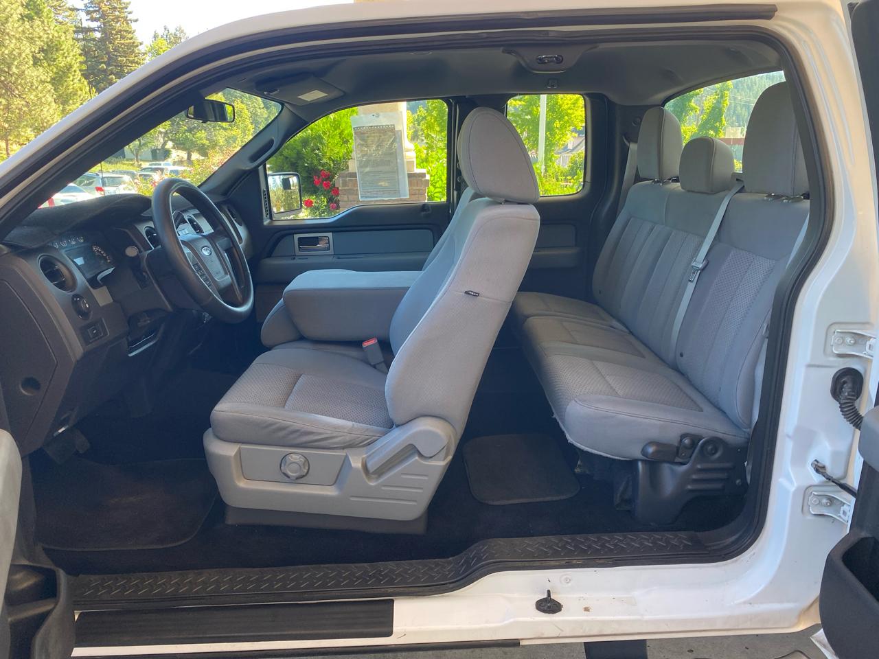 Ford F-150 4WD SuperCab 145" STX 2011