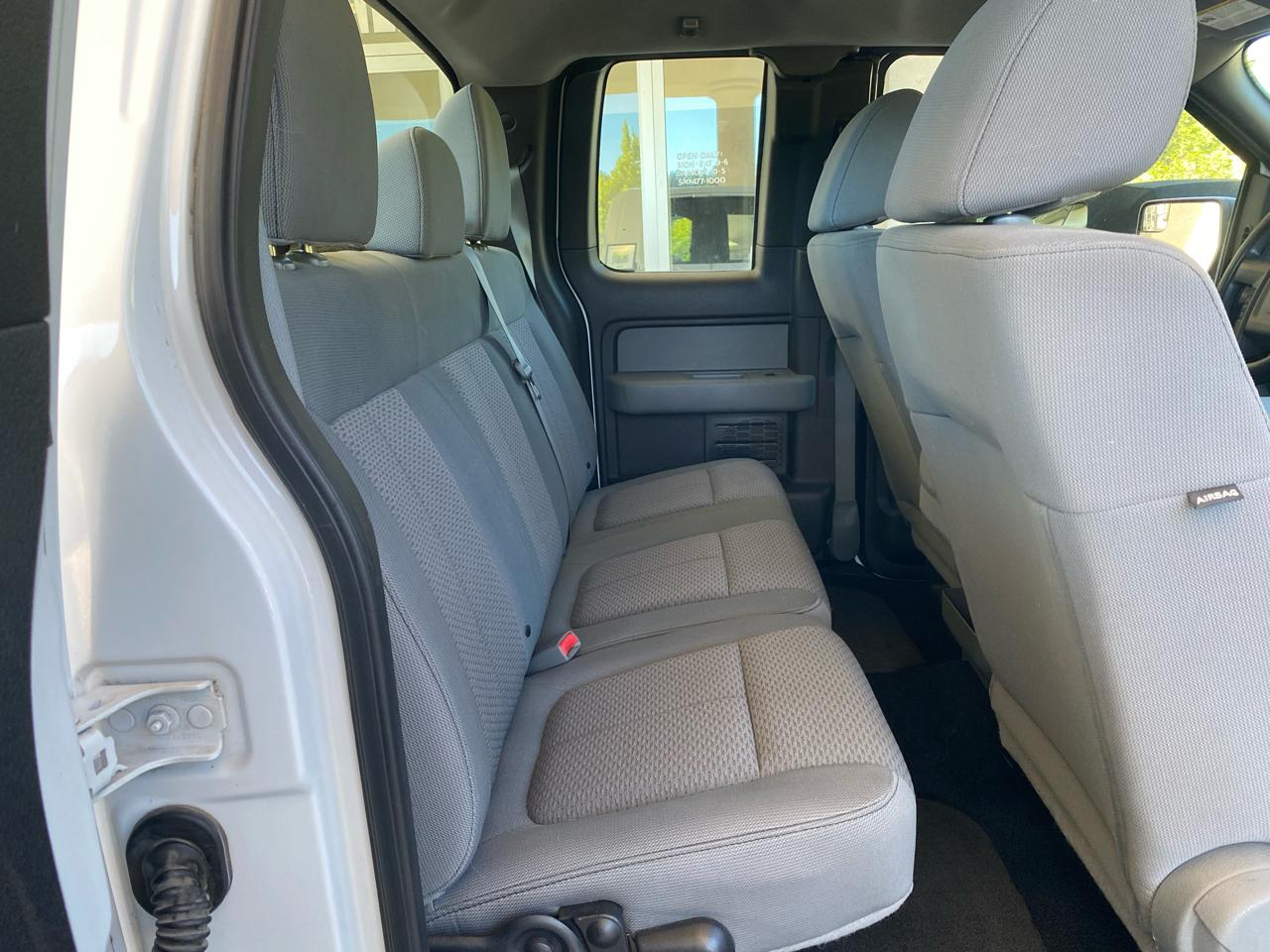 Ford F-150 4WD SuperCab 145" STX 2011