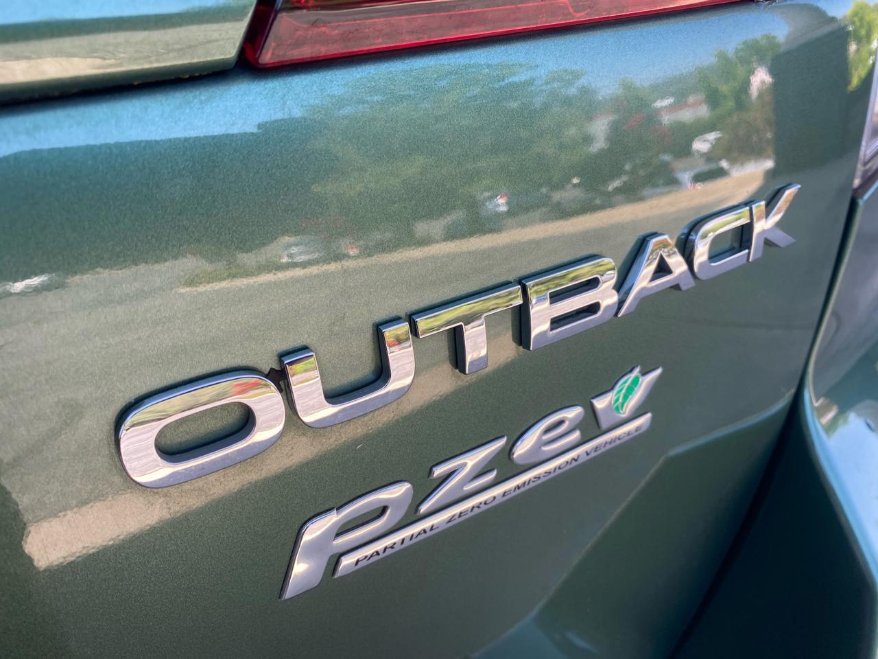 Subaru Outback 4dr Wgn H4 Auto 2.5i Limited 2013