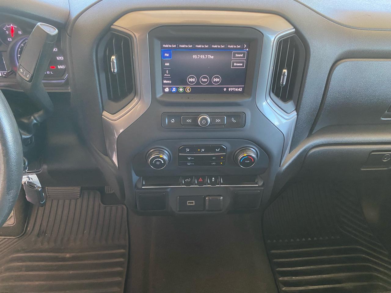 Chevrolet Silverado 1500 4WD Crew Cab 147" Custom 2020