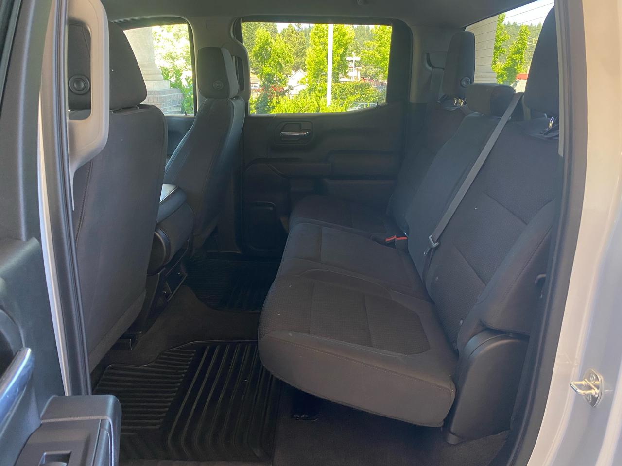 Chevrolet Silverado 1500 4WD Crew Cab 147" Custom 2020