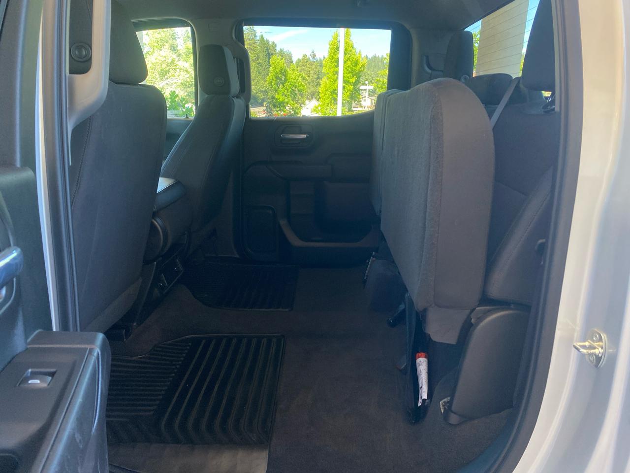 Chevrolet Silverado 1500 4WD Crew Cab 147" Custom 2020