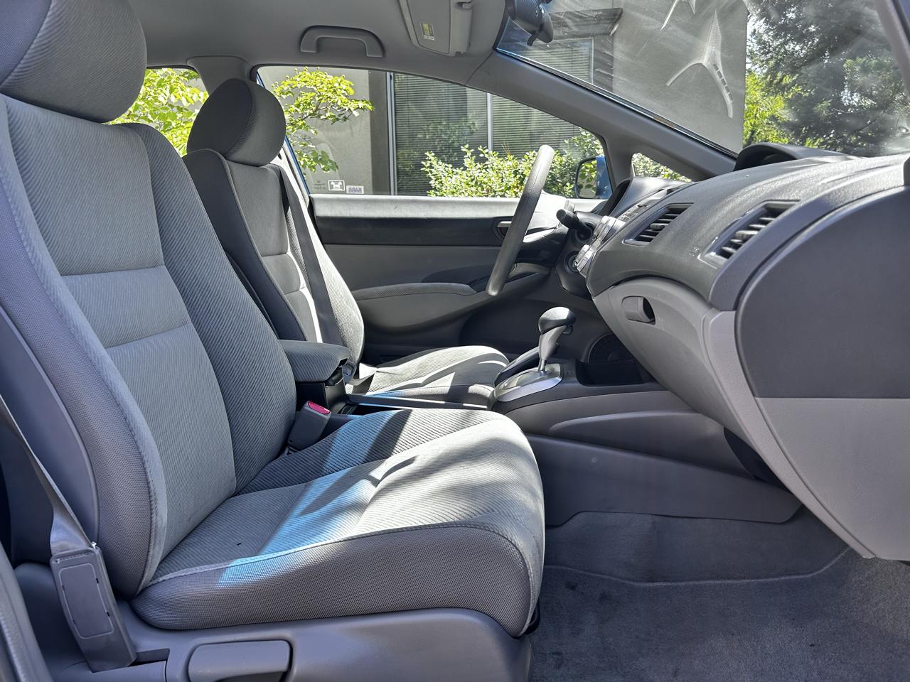 Honda Civic Sdn 4dr Auto LX 2010