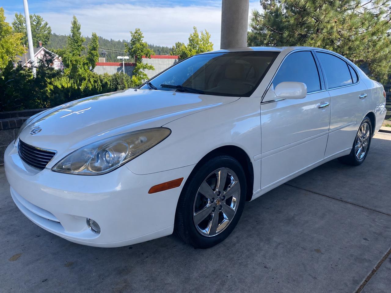Lexus ES 330 4dr Sdn 2005