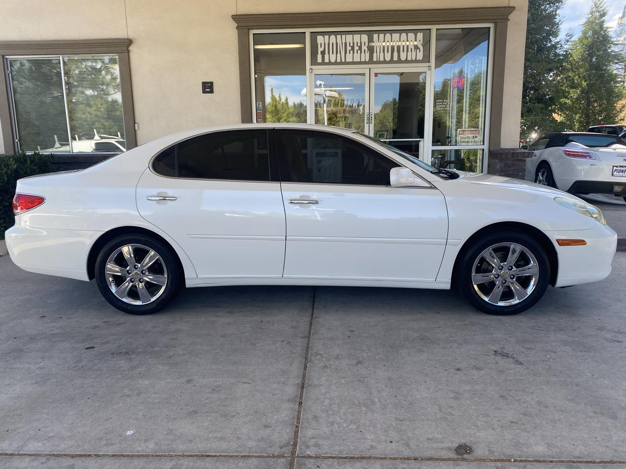 Lexus ES 330 4dr Sdn 2005
