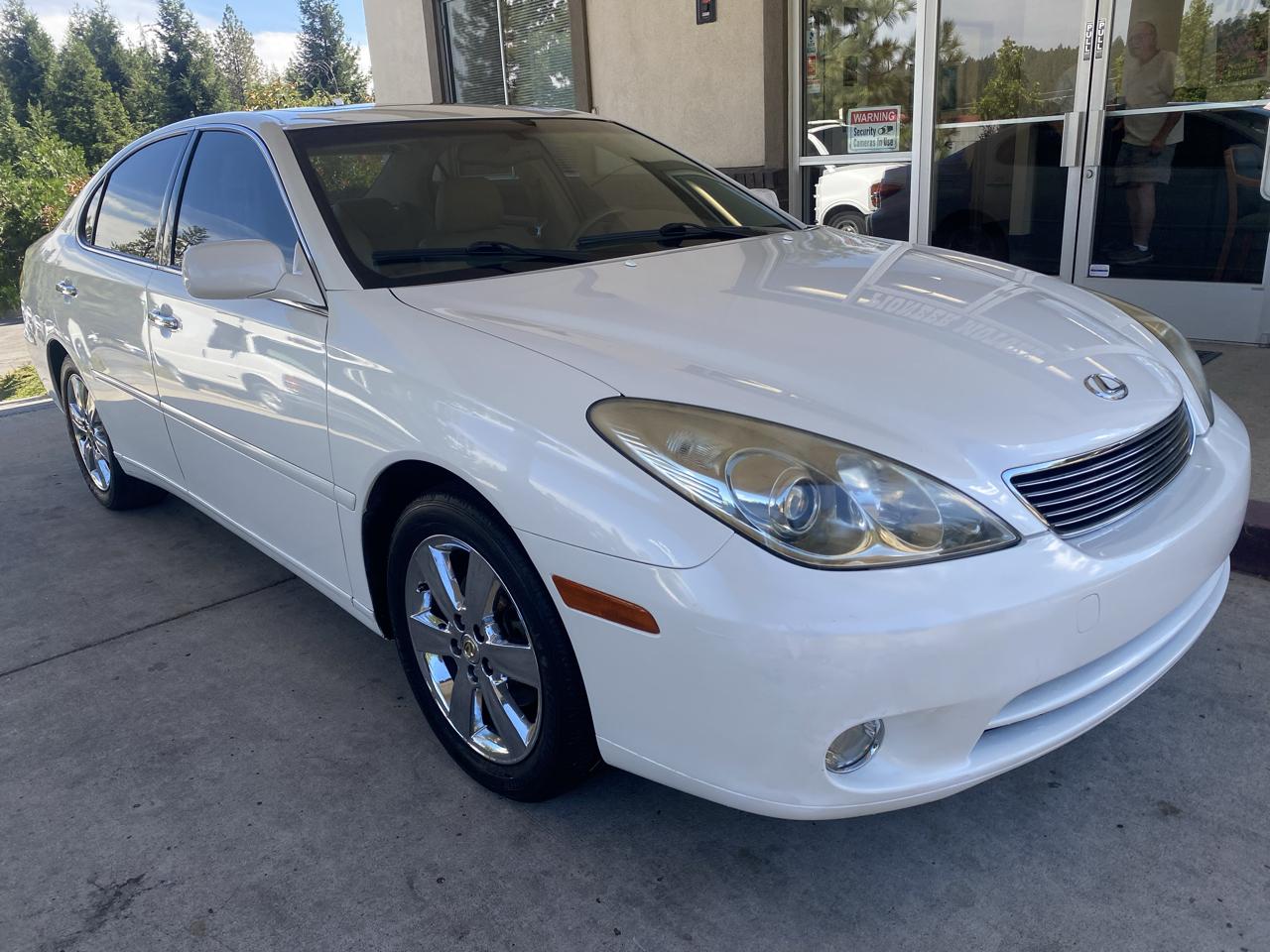Lexus ES 330 4dr Sdn 2005