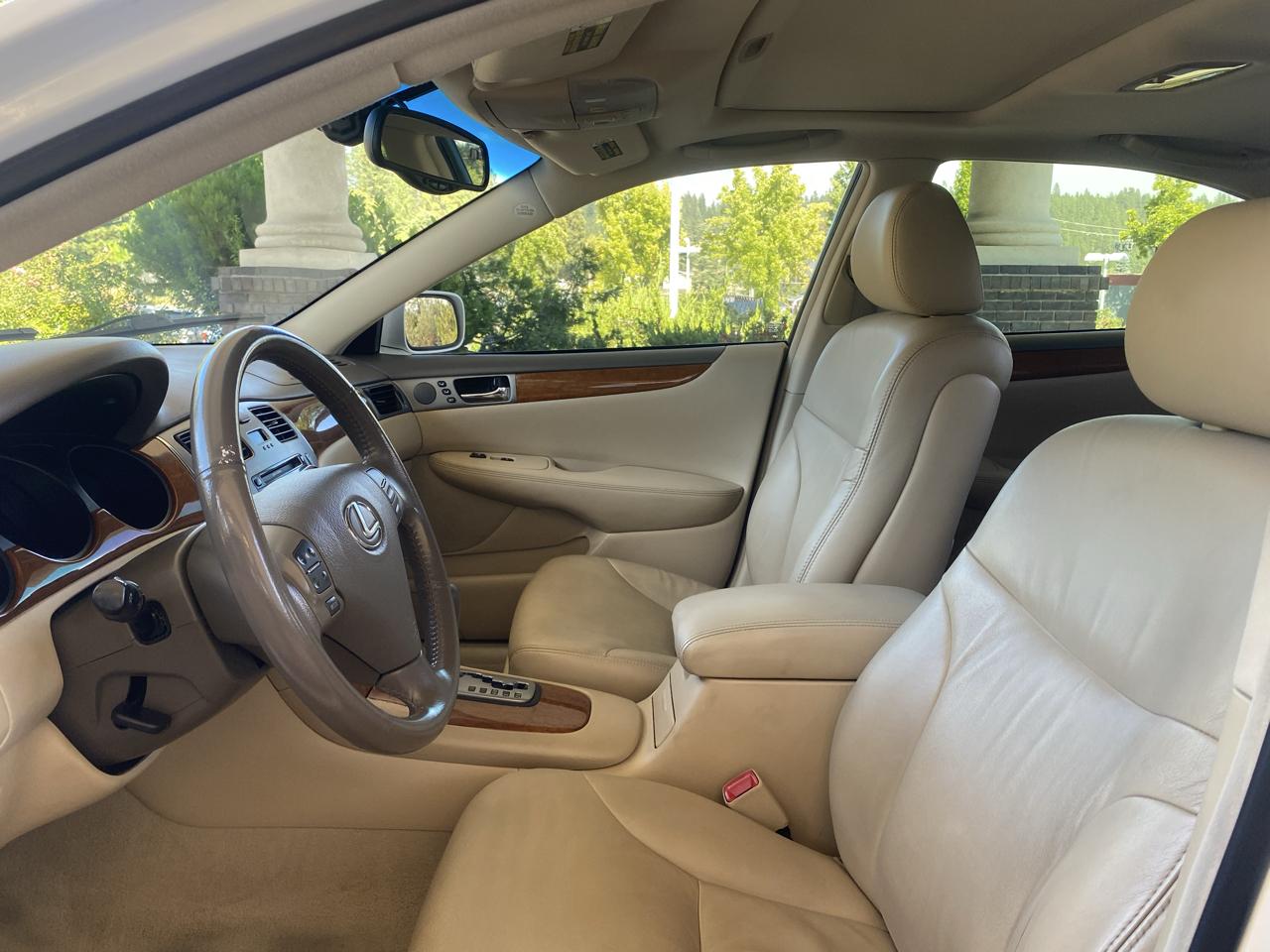 Lexus ES 330 4dr Sdn 2005