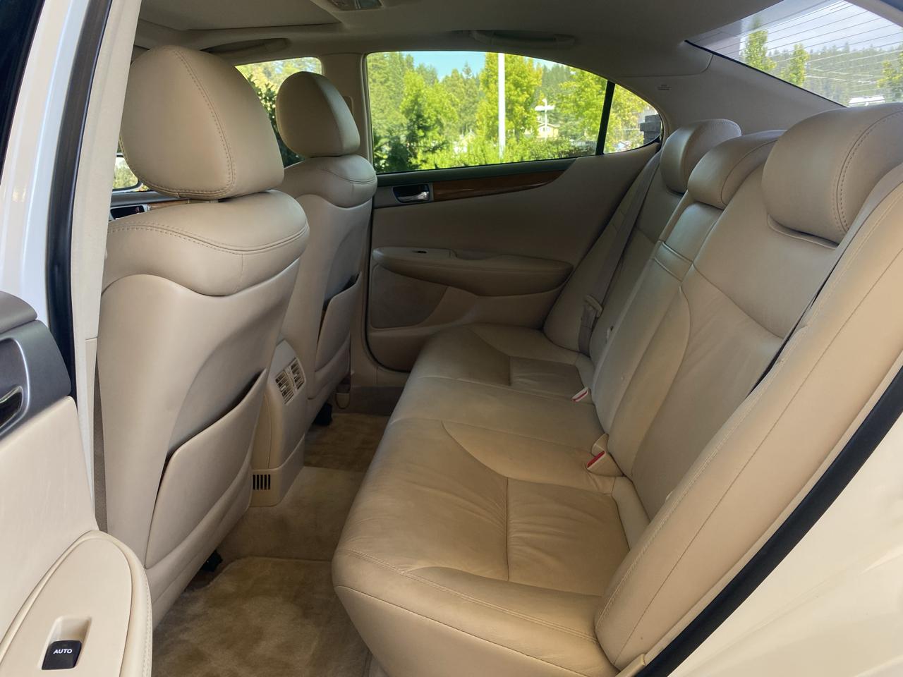 Lexus ES 330 4dr Sdn 2005