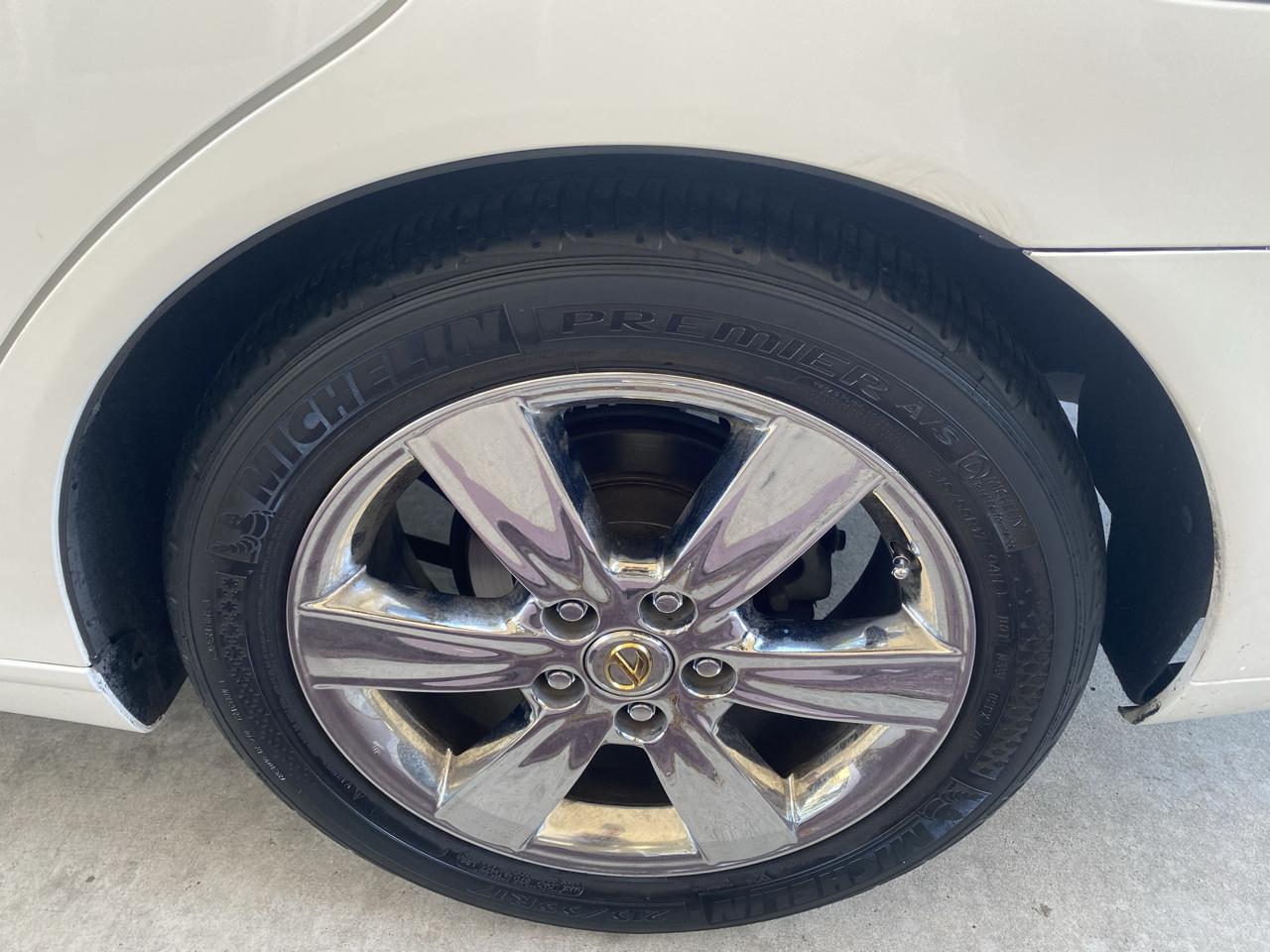 Lexus ES 330 4dr Sdn 2005
