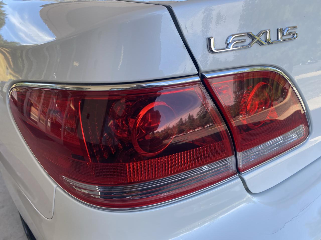 Lexus ES 330 4dr Sdn 2005
